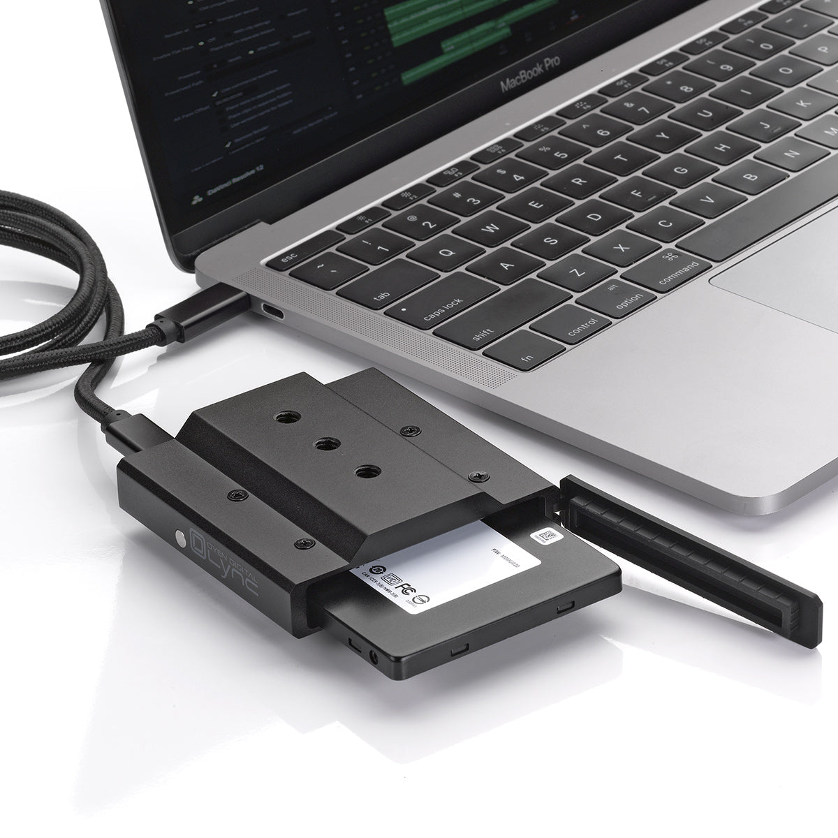 Oyen Digital Lync USB-C to SSD Camera Drive Dock