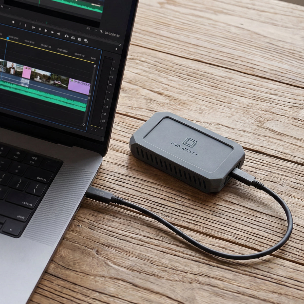 U35 Bolt+ USB4 (80Gbps) Portable USB-C SSD, Up to 6000 MB/sec